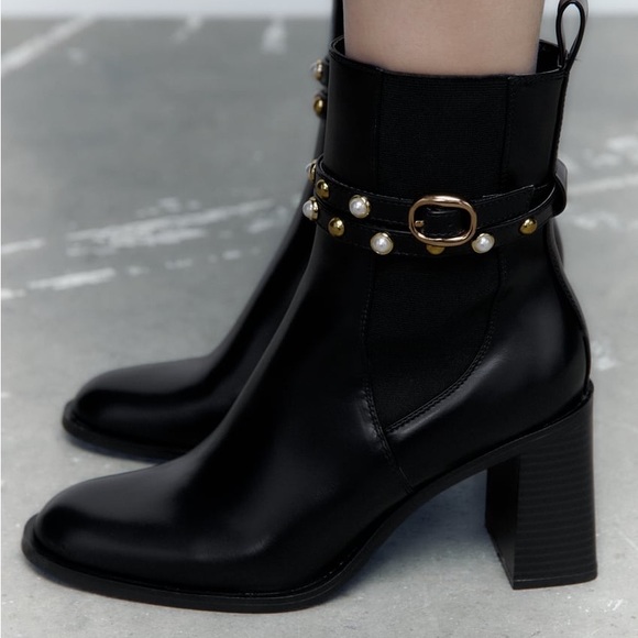 New Zara black pearl boots size 40 US 9 - Picture 1 of 3